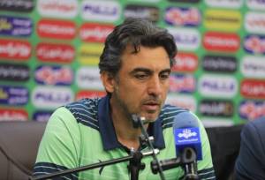 سرمربی خیبر: فولاد در بازی امروز هیچ حرفی برای گفتن نداشت