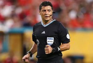 علیرضا فغانی امشب محبوب دل پرسپولیسی‌ها شد