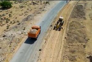 بررسی پروژه‌های تعریض و بهسازی محورهای روستایی دشتستان