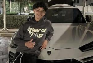 لامبورگینی ۲۶۵ هزار یورویی، هدیه لاکچری رونالدو به پسر ۱۵ساله‌اش