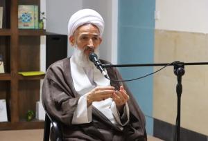 ارتباط با امام عصر(عج) محور تعالی اخلاق و استقامت جامعه است