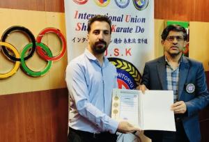 حضور مربی خارگی در رأس تیم ملی نوجوانان کاراته ایران