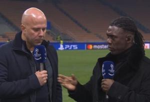 جر و بحث سیدورف با اشلوت/ مشاور استقلالی به حمایت از «مو صلاح» پرداخت