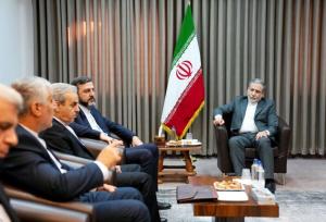 دیدار عراقچی با سفیران و رؤسای نمایندگی ایران در کشورهای ساحلی خزر