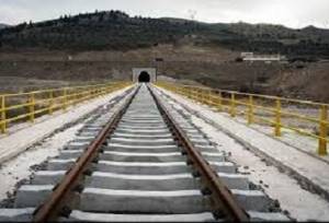 ضرورت تسریع در احداث خط ریلی شیراز ـ بوشهر