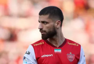 استوری غم‌انگیز ستاره پرسپولیس درباره بازداشت برادرش