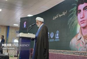 احمدی: شکاف معیشتی بین فرهنگیان و شاغلان صنعت نفت و گاز کاهش یابد