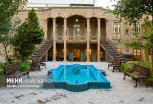 رونمایی از ۱۵۰ مکان رویداد انقلاب اسلامی و دفاع مقدس