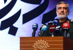 سردار حاجی‌زاده:‌ دولت عراق با اقتدار در حال خلع سلاح تروریست‌هاست