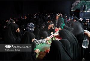 حکایت دلدادگی در کهف‌الشهدای بیرجند؛ از نخل‌های سوخته تا اشک‌های شوق