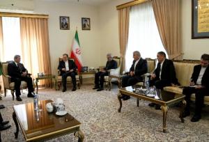 تاکید وزرای خارجه ایران و ترکمنستان بر ارتقای همکاریهای اقتصادی