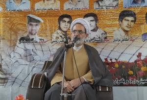 امام راحل دنیا را با شخصیت خود متحول کرد