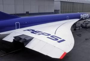 وقتی پپسی سریع‌ترین جت مسافربری را آبی کرد