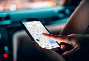 رانندگان تاکسی‌‎های اینترنتی در انتظار بیمه شدن/آمار واقعی رانندگان باید احصا شود