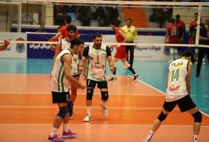 بازیکنانی در لیگ برتر والیبال داریم که کارت ملی ندارند/ بودجه نصف شد!