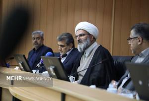 هشدار نماینده ولی فقیه در سمنان درباره استحاله فرهنگی و عادی‌سازی گناه