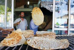 برگزاری جشنواره ملی نان گامی مهم در ترویج فرهنگ مصرف آن است