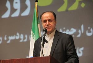 حاجی بابایی: توجه به آموزش و پرورش تنها راه آبادانی کشور است