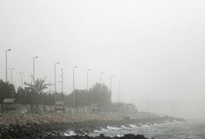 وزش باد، غبار رقیق هرمزگان را کاهش می‌دهد