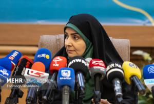 صادق: ۲۰۰ هزار فرهنگی صاحبخانه می‌شوند