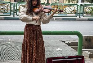 تمام پیاده‌روهای تهران از این چند نفر آبرو می‌گیرند