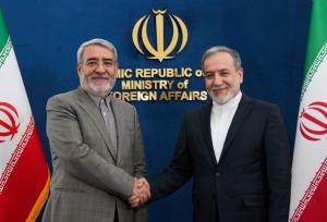 دیدار سفیر جدید جمهوری اسلامی ایران در چین با وزیر امور خارجه