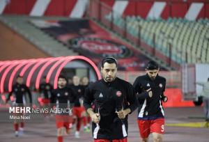 اعلام ترکیب تراکتور برای بازی با نسف قارشی