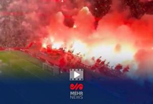 آتش بازی هواداران آژاکس بازی را متوقف کرد