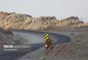هر سال ۳۰۰۰ کیلومتر جاده روستایی ساخت و آسفالت می‌شود
