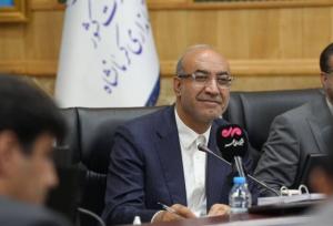 شرط توسعه استان‌های مرزی توقف بارگذاری صنایع در مرکز است