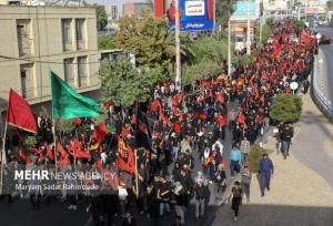 پیاده‌روی جاماندگان اربعین در گلستان؛ گام‌های پرشور در تابستان داغ