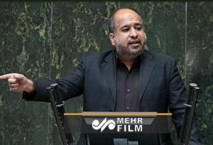 خضریان: مجلس مقصر است؛ نباید با دولت همراهی می‌کردیم