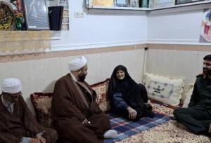 امام جمعه سیراف: خانواده‌های شهدا پرچمداران ماندگار فرهنگ ایثار هستند