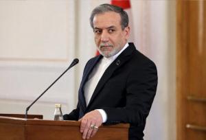 واکنش عراقچی به اظهارات ترامپ: فریبکارانه است