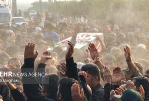 شهید گمنام در روستای سرمستان خاکسپاری شد