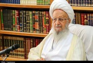 آیت‌الله مکارم شیرازی: تهدید رهبر انقلاب و مرجعیت، حکم محاربه دارد + اصل حکم