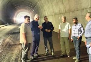 آغاز عملیات آسفالت‌ریزی در طولانی‌ترین تونل کرمانشاه