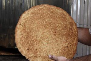 چرا باید نان کامل مصرف کنیم