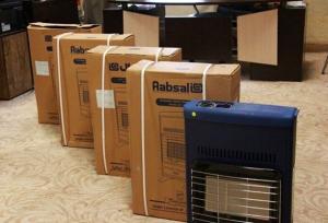 ۱۲۰ وسیله گرمایشی در بین خانواده‌های نیازمند استان سمنان توزیع شد