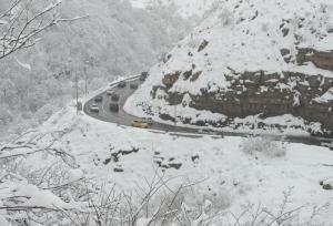 بارش برف در ارتفاعات و هشدار مدیریت بحران مازندران به رانندگان