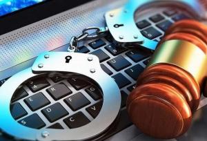 کشف باند فروش مدارک جعلی در فضای مجازی؛ دستگیری ۴ متهم