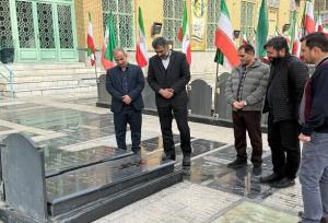 دیدار مسئول بسیج جامعه پزشکی با خانواده شهید حیدری