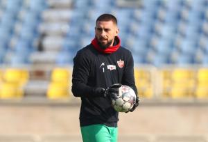 یک کف مرتب برای خداحافظی تلخ یک پرسپولیسی