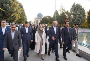 ورود معاون رئیس‌جمهور به کرمانشاه و آغاز برنامه‌های کاری