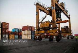 واردات ۱۲.۸ میلیون تن کالای اساسی از بندر امام خمینی در ۹ ماهه امسال