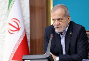 پزشکیان: تنها راه خنثی‌سازی توطئه‌های دشمن خدمت‌رسانی بی‌وقفه است