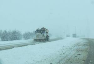 وجود مه سنگین در گردنه‌های همدان / بازگشایی راه ۹۸ روستا
