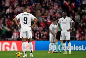 توقف بدموقع رئال به کام بارسا