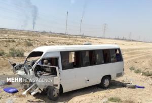 انحراف مینی‌بوس در محور آبادان–ماهشهر ۱۴ مصدوم برجا گذاشت