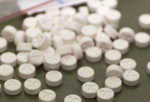 کشف ۸۰۰۰ قرص روان‌گردان در جزیره کیش